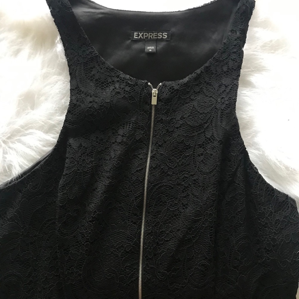 Express dress - Picture 3 of 3
